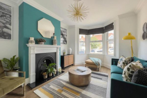 GuestReady - Fantastic 4 bedroom Home in Bristol